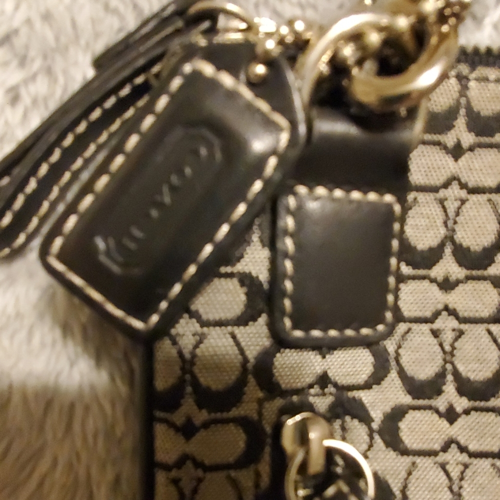Coach tote - Picture 3 of 5